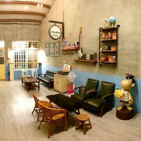 巷弄內的老宅 Hotell Pingtung Eksteriør bilde
